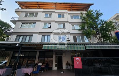Bornova'nın merkezi konumunda 3+1 kiralık daire