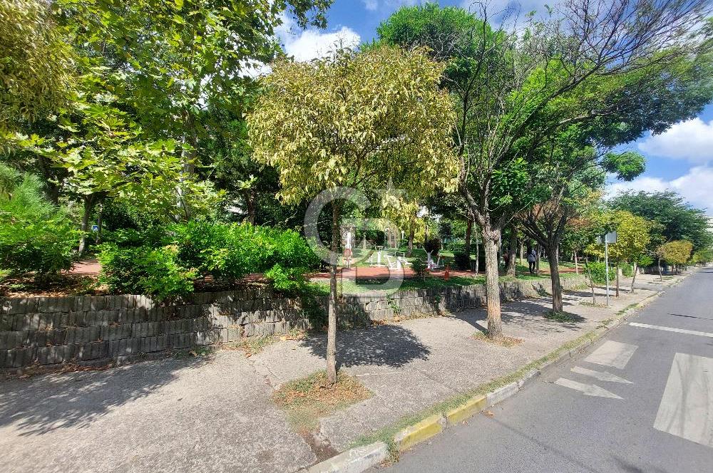 İÇERENKÖY’DE SİTE İÇİNDE | METROYA 5 DK | MASRAFSIZ 3+1 | YATIRIM FIRSATI
