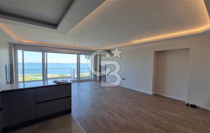 Alsancak Kordon'da Deniz Manzaralı, Tadilatlı 3+1 Kiralık Daire