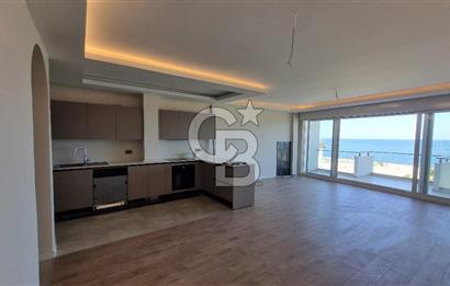 Alsancak Kordon'da Deniz Manzaralı, Tadilatlı 3+1 Kiralık Daire