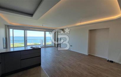 Alsancak Kordon'da Deniz Manzaralı, Tadilatlı 3+1 Kiralık Daire