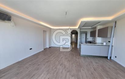 Alsancak Kordon'da Deniz Manzaralı, Tadilatlı 3+1 Kiralık Daire