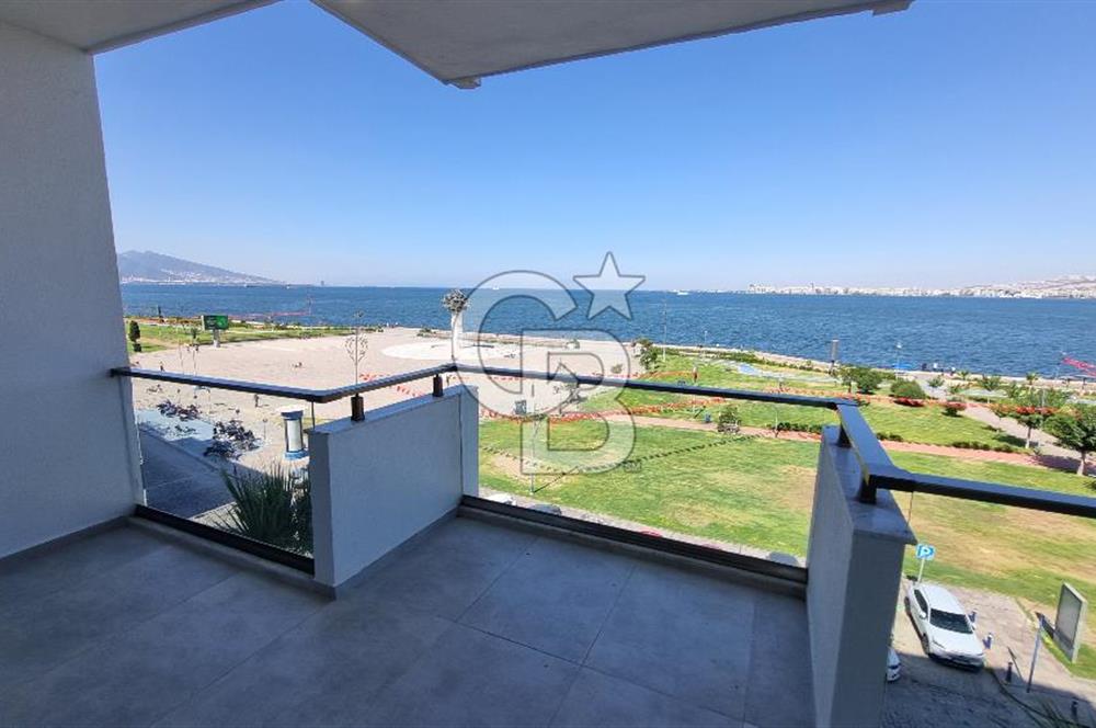 Alsancak Kordon'da Deniz Manzaralı, Tadilatlı 3+1 Kiralık Daire