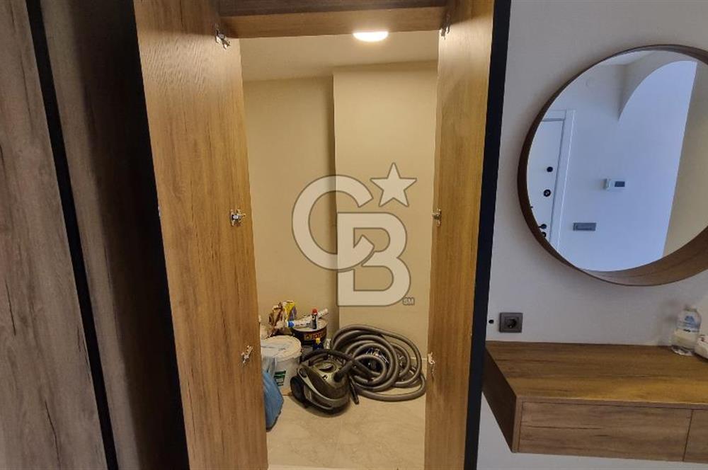 Alsancak Kordon'da Deniz Manzaralı, Tadilatlı 3+1 Kiralık Daire