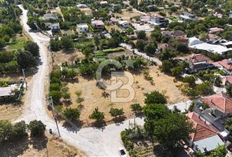 Cankurtaran Mah. Köy İçinde 1000 m² Satılık Köşe Arsa - 1 - 370660