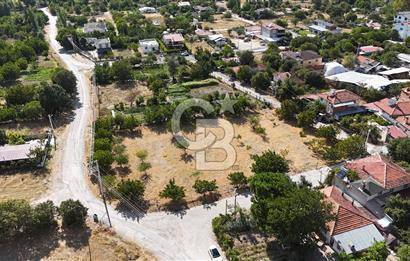 Cankurtaran Mah. Köy İçinde 1000 m² Satılık Köşe Arsa