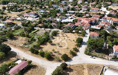 Cankurtaran Mah. Köy İçinde 1000 m² Satılık Köşe Arsa