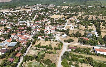Cankurtaran Mah. Köy İçinde 1000 m² Satılık Köşe Arsa