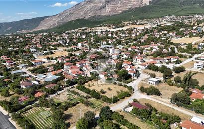 Cankurtaran Mah. Köy İçinde 1000 m² Satılık Köşe Arsa