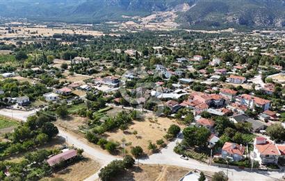 Cankurtaran Mah. Köy İçinde 1000 m² Satılık Köşe Arsa