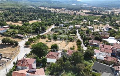 Cankurtaran Mah. Köy İçinde 1000 m² Satılık Köşe Arsa