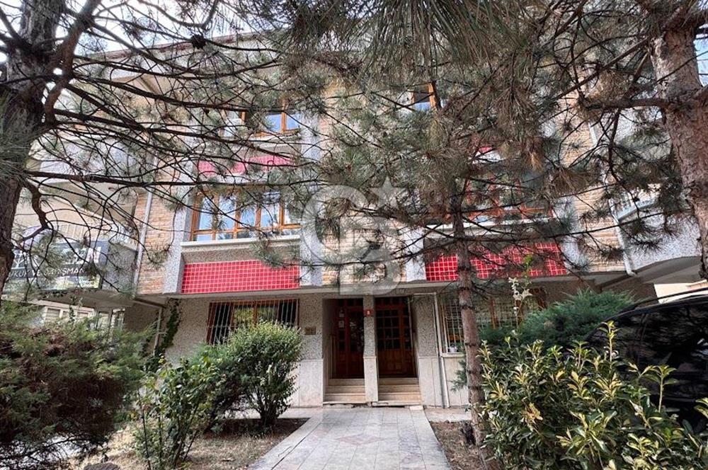 AŞAĞI ÖVEÇLER'DE ÖN CEPHE GENİŞ 5+1 KİRALIK İŞYERİ