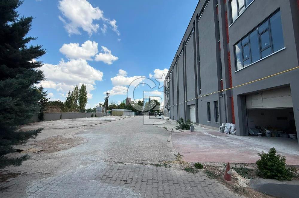 KONYA YOLUNA CEPHE KÖŞE KİRALIK 12.400M2