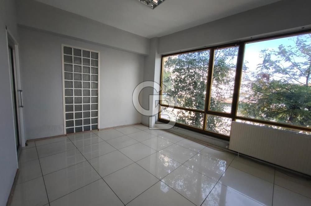 ATAŞEHIR AŞIKVEYSEL ANA CADDE TABELA DEĞERI OLAN DÜKKAN&OFIS