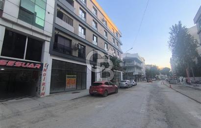 EVONADAN MURADİYE PAZAR YERİ KARŞISI TERASLI 3. KAT 1+1 DAİRE