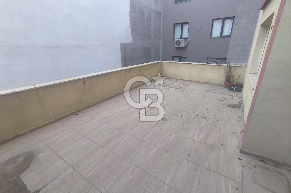 EVONADAN MURADİYE PAZAR YERİ KARŞISI TERASLI 3. KAT 1+1 DAİRE