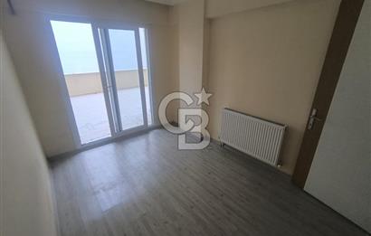 EVONADAN MURADİYE PAZAR YERİ KARŞISI TERASLI 3. KAT 1+1 DAİRE
