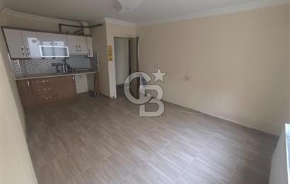 EVONADAN MURADİYE PAZAR YERİ KARŞISI TERASLI 3. KAT 1+1 DAİRE
