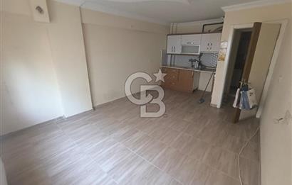 EVONADAN MURADİYE PAZAR YERİ KARŞISI TERASLI 3. KAT 1+1 DAİRE