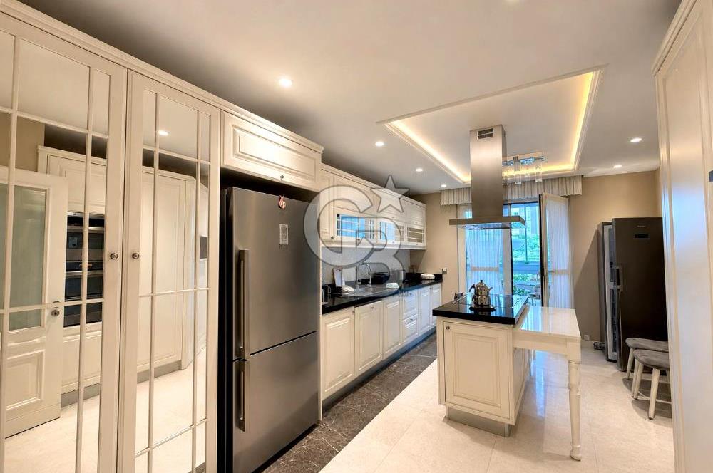 Mavera Sarayları'ında Ayrıcalıklı 4+1 | 258 m² Satılık Daire