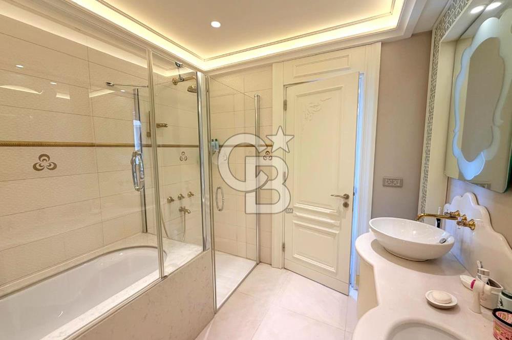 Mavera Sarayları'ında Ayrıcalıklı 4+1 | 258 m² Satılık Daire