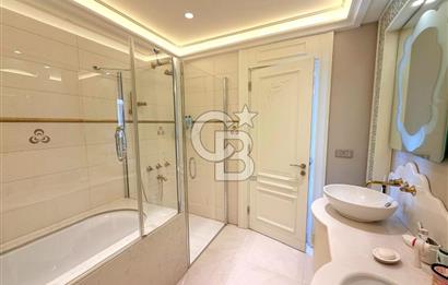 Mavera Sarayları'ında Ayrıcalıklı 4+1 | 258 m² Satılık Daire