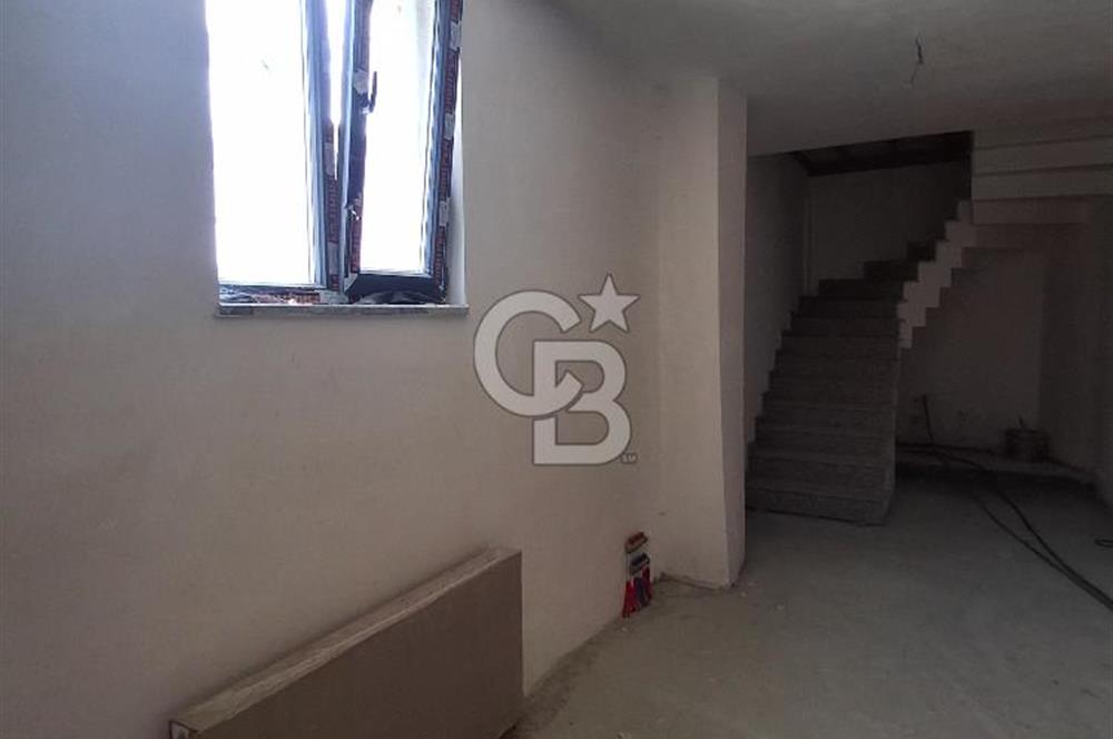 SULTANBEYLİ AHMET YESEVİ DE SATILIK 350 M² DEPO VE GARAJLI DÜKKAN 