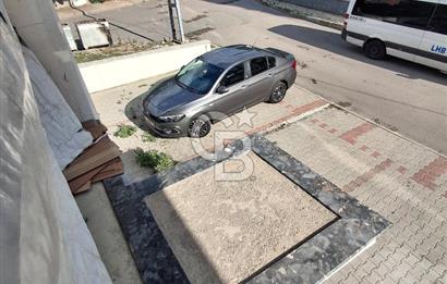 SULTANBEYLİ AHMET YESEVİ DE SATILIK 350 M² DEPO VE GARAJLI DÜKKAN 