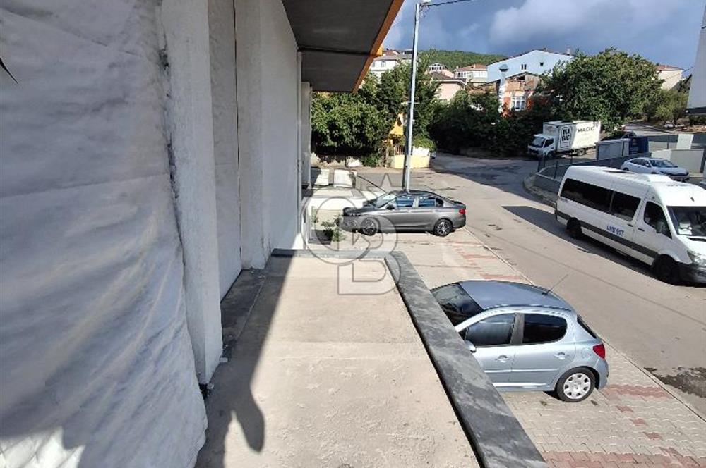 SULTANBEYLİ AHMET YESEVİ DE SATILIK 350 M² DEPO VE GARAJLI DÜKKAN 