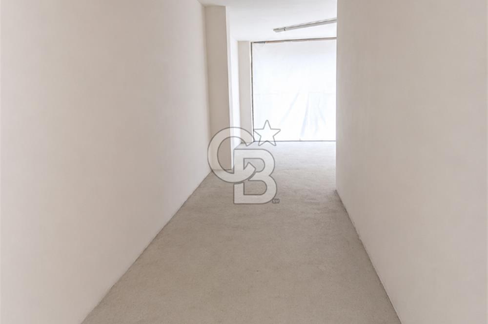 SULTANBEYLİ AHMET YESEVİ DE SATILIK 350 M² DEPO VE GARAJLI DÜKKAN 