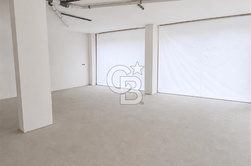 SULTANBEYLİ AHMET YESEVİ DE SATILIK 350 M² DEPO VE GARAJLI DÜKKAN 