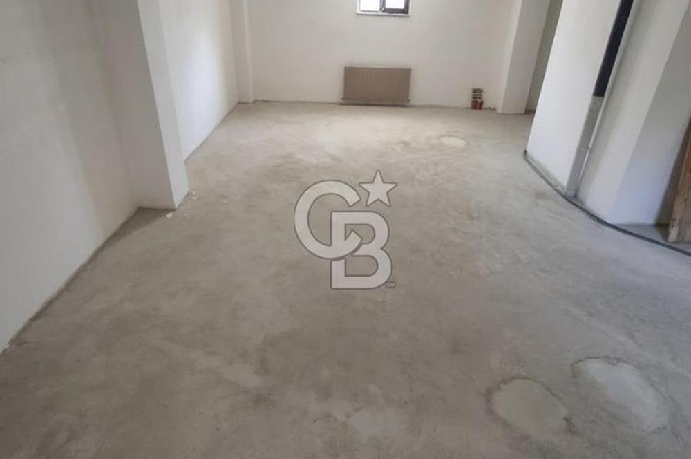SULTANBEYLİ AHMET YESEVİ DE SATILIK 350 M² DEPO VE GARAJLI DÜKKAN 