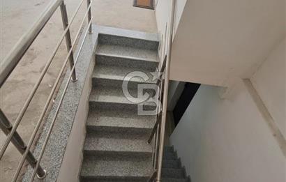 SULTANBEYLİ AHMET YESEVİ DE SATILIK 350 M² DEPO VE GARAJLI DÜKKAN 