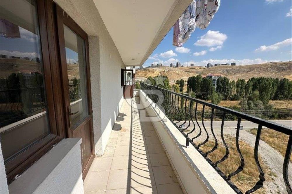 Alacaatlı Cad. 160 m², 3+1, Balkonlu, Kiralık 4.Kat (Ara Kat)
