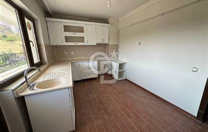 Alacaatlı Cad. 160 m², 3+1, Balkonlu, Kiralık 4.Kat (Ara Kat)