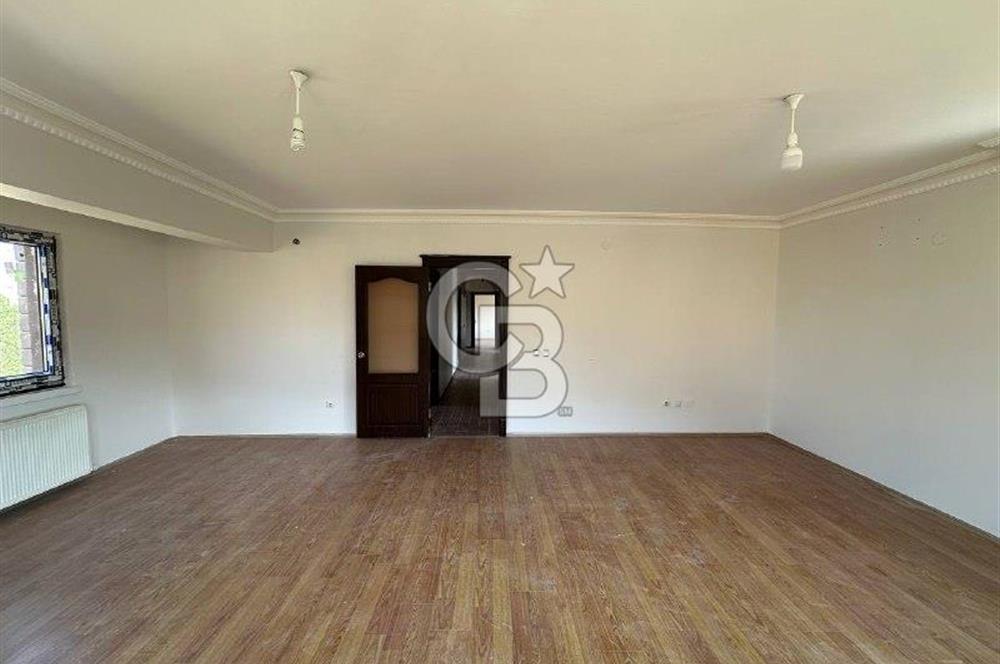 Alacaatlı Cad. 160 m², 3+1, Balkonlu, Kiralık 4.Kat (Ara Kat)