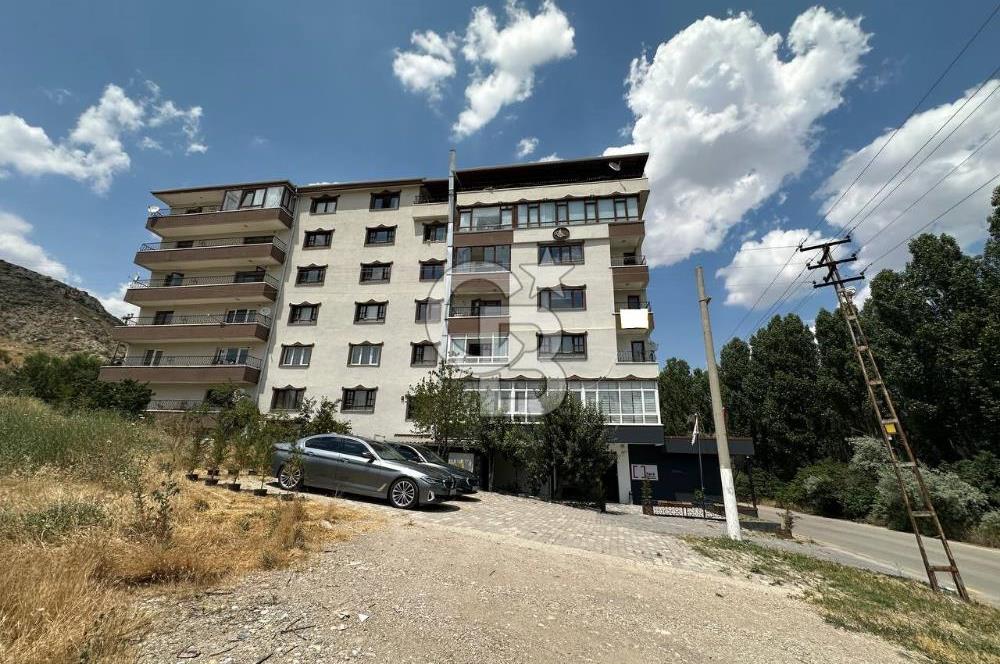 Alacaatlı Cad. 160 m², 3+1, Balkonlu, Kiralık 4.Kat (Ara Kat)