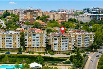 ÇENGELKÖYÜN PRESTİJLİ KARMEN SİTESİNDE EŞSİZ MANZARALI 3+1 - 2 - 370689