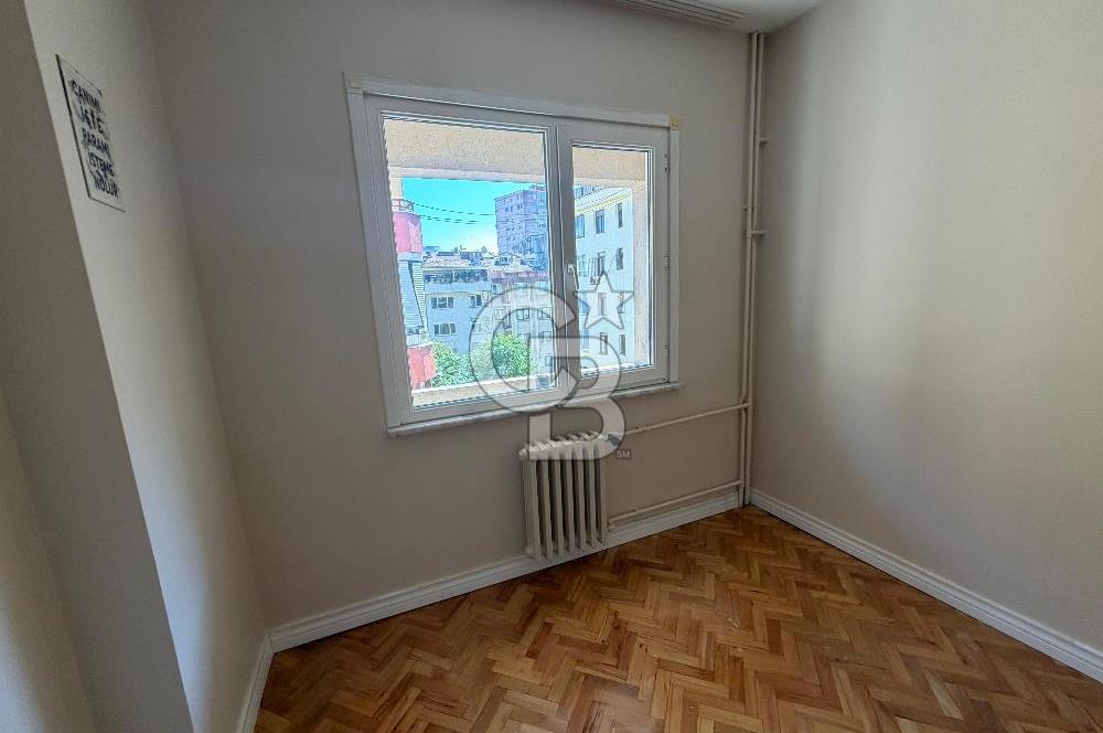 BEŞİKTAŞ,FULYA'DA, ŞENOL SOKAK'TA 3+1 120 M2 BALKONLU
