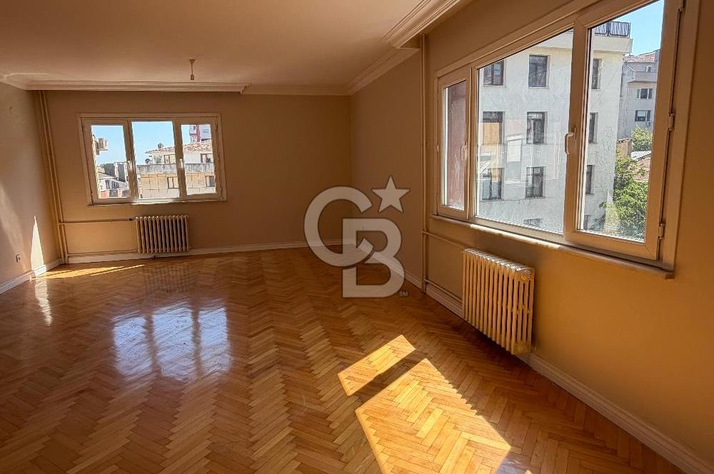 BEŞİKTAŞ,FULYA'DA, ŞENOL SOKAK'TA 3+1 120 M2 BALKONLU
