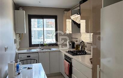 ÇENGELKÖY'DE CADDE ÜZERİNDE HARİKA KONUMDA 2+1  90 M2 EBEVEYNLİ , BALKONLU