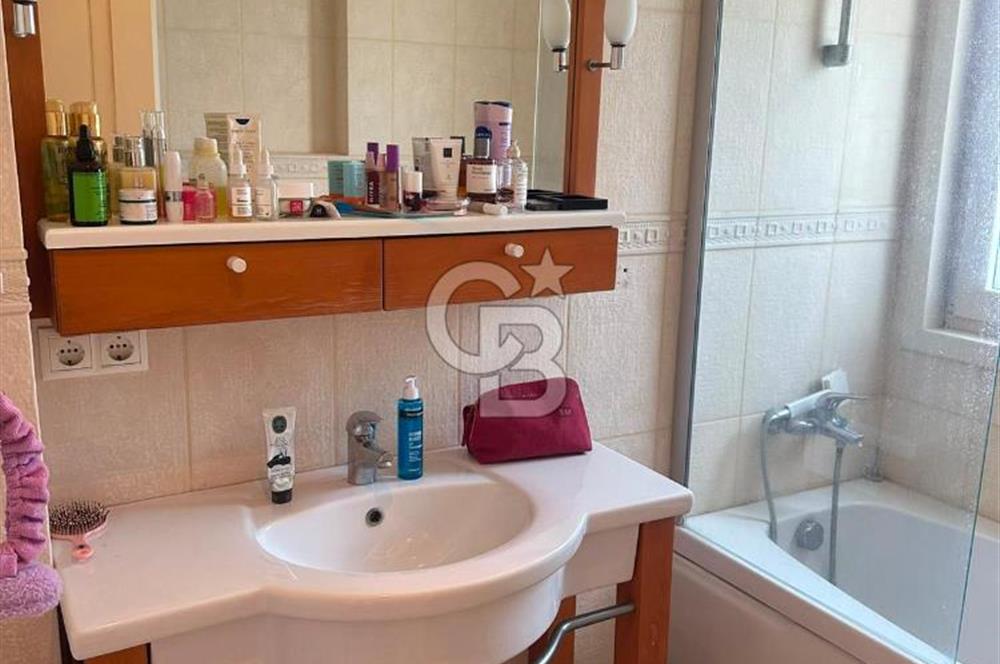 GÖCEK OPAL SİTESİ’NDE DENİZ MANZARALI, HAVUZLU 3+1 DUBLEKS 180 M2