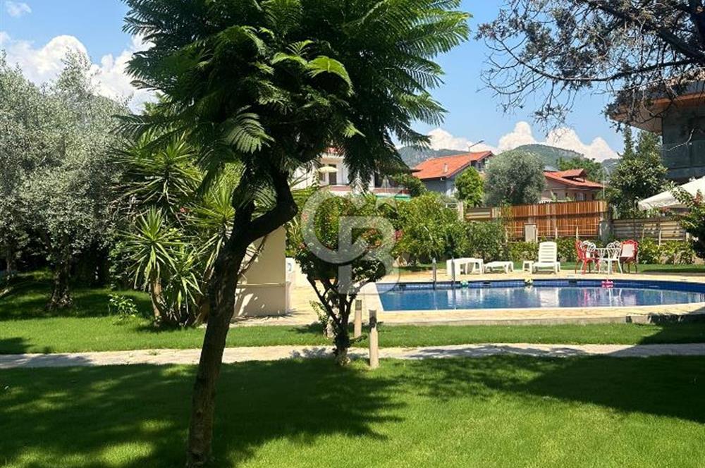 GÖCEK OPAL SİTESİ’NDE DENİZ MANZARALI, HAVUZLU 3+1 DUBLEKS 180 M2