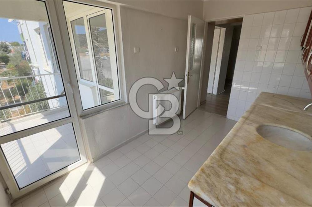 C.B. ROUTE | BARIŞKENTTE YENİ HASTENE KARŞISI SATILIK DAİRE