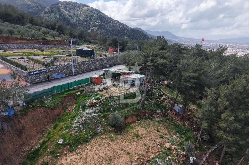 EVOADAN SPİL DAĞI ETEKLERİNDE 780 M2 FIRSAT ARSA
