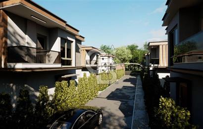 EVONADAN EMİRALEMDE MÜSTAKİL OTOPARK, BAHÇELİ SİTE İÇİ 3+1 VİLLA