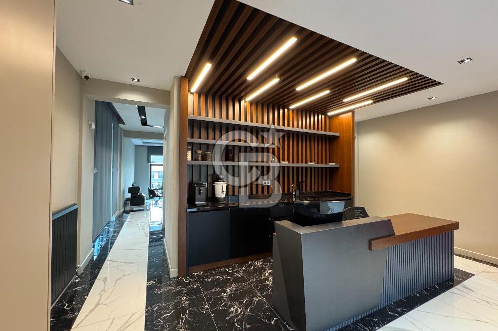 YAŞAMKENTTE 425 M² ASANSÖRLÜ SATILIK LÜKS YAPILI ŞİRKET BİNASI