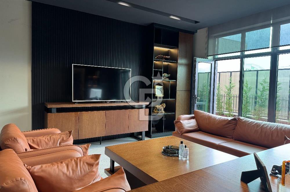 YAŞAMKENTTE 425 M² ASANSÖRLÜ SATILIK LÜKS YAPILI ŞİRKET BİNASI