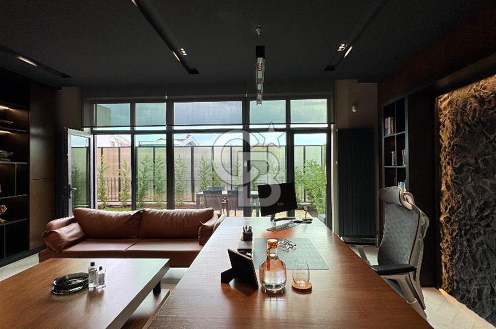 YAŞAMKENTTE 425 M² ASANSÖRLÜ SATILIK LÜKS YAPILI ŞİRKET BİNASI
