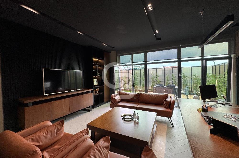 YAŞAMKENTTE 425 M² ASANSÖRLÜ SATILIK LÜKS YAPILI ŞİRKET BİNASI